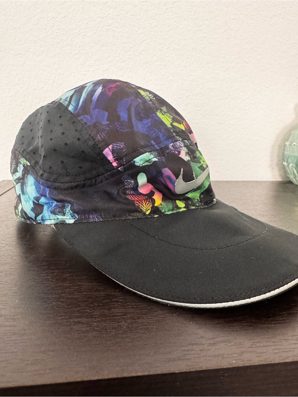 Nike tailwind Black Hat with Multicolor Neon Print